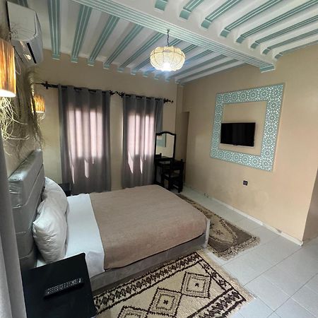 Hotel Zaghro Tajda Bagian luar foto