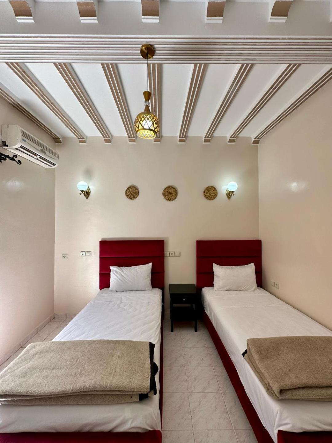 Hotel Zaghro Tajda Bagian luar foto