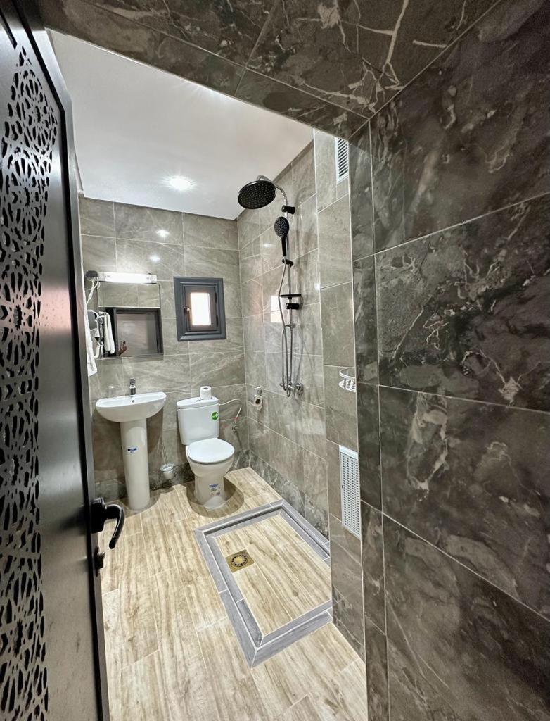 Hotel Zaghro Tajda Bagian luar foto