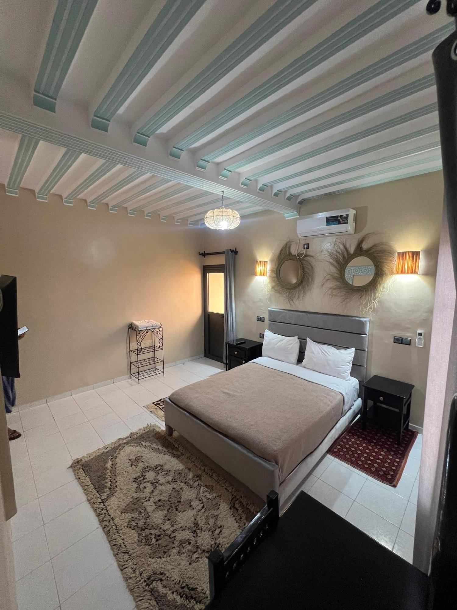 Hotel Zaghro Tajda Bagian luar foto